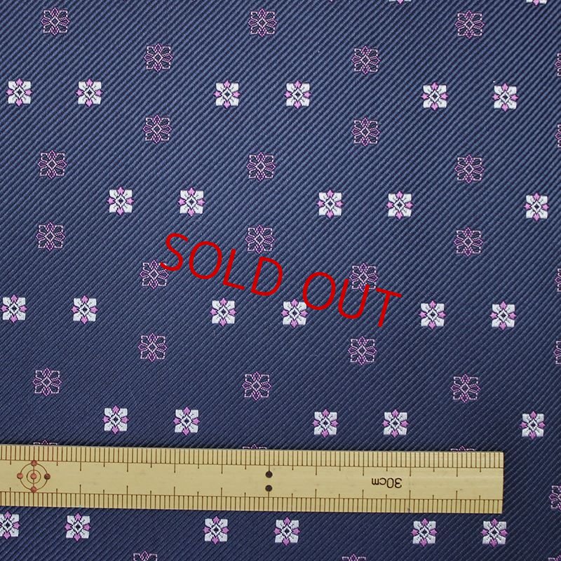 画像4: ネクタイキット/藍鼠×ローズピンクの小紋柄 (4)