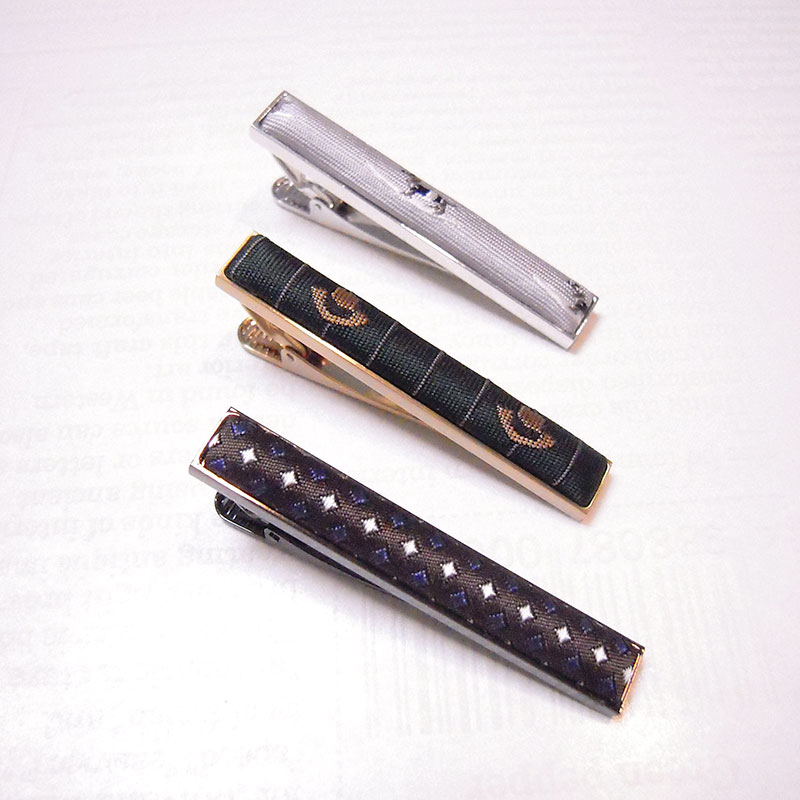 ネクタイピン カラ枠